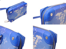 Load image into Gallery viewer, 極美品 LOUIS VUITTON ルイヴィトン ソフトトランクネックレスウォレット ショルダーバッグ モノグラムクラウズ PVC ブルー ホワイト 中古 4c069402
