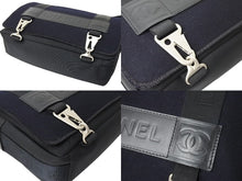Load image into Gallery viewer, 極美品 CHANEL シャネル ショルダーバッグ A26169 スポーツライン 9番台 ココマーク キャンバス レザー フェルト シルバー金具 中古 4c069435