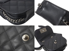 Load image into Gallery viewer, 極美品 CHANEL シャネル チェーンアラウンドショルダーバッグ ボーイシャネル 21番台 カーフスキン ブラック シルバー金具 中古 4c069437