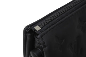 新品未使用 LOUIS VUITTON ルイヴィトン クッサン PM ショルダーバッグ M11370 モノグラム ブラックアウト ブラック ラムスキン 中古 4c069482