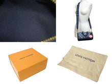 Load image into Gallery viewer, 極美品 LOUIS VUITTON ルイヴィトン × NIGO コラボ キーポルXS ハンドバッグ ストラップ付 M81011 モノグラム ドリップ 中古 4c069502