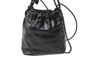 極美品 CHANEL シャネル シャネル22 ミニ チェーンショルダーバッグ AS3980 ロゴプレート カーフスキン ブラック 中古 4c069520