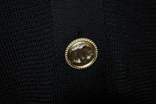 Load image into Gallery viewer, 極美品 CHANEL シャネル カーディガン P64745 サイズ34 ココマークボタン ブラック ナイロン ポリウレタン ビスコース 中古 4c069540