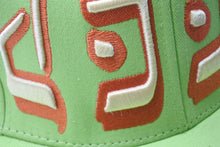 Load image into Gallery viewer, 極美品 murd333r.fm マーダー CAP キャップ 帽子 ヘッドウェア メンズ コットン グリーン オレンジ サイズ7 3/4 中古 4c069573