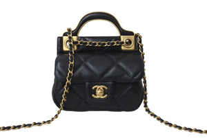 極美品 CHANEL シャネル マトラッセ チェーン ミニ ショルダーバッグ 31番台 ブラック ラムスキン ココマーク ゴールド金具 中古 4c069578