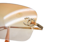 Load image into Gallery viewer, CHANEL シャネル リムレス サングラス 4017-D c.125/56 サイズ62□17 120 グラデーション オレンジ ココマーク ラインストーン 美品 中古 4c069633