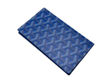 Load image into Gallery viewer, 極美品 GOYARD ゴヤール パスケース パスポートケース グルネル PVCコーティングキャンバス ブルー マーカジュ 中古 4c069640