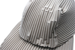HOMME PLISSE ISSEY MIYAKE オムプリッセ イッセイミヤケ プリーツ キャップ HP31AA403 ポリエステル ベージュ 美品 中古 4c069656