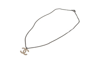 CHANEL シャネル ココマークネックレス 02A刻印 重量約6.1 メタル シルバー ベージュ シルバー金具 美品 中古 4c069711