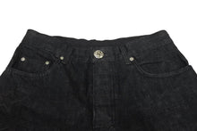 Load image into Gallery viewer, 未使用品 CHROME HEARTS クロムハーツ フレアニー スターパッチ デニムパンツ サイズ32 ブラック コットン シルバー925 レザー 中古 4c069726
