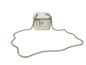 CHANEL シャネル マトラッセ スモールバニティ チェーンショルダーバッグ AP1340 ココマーク ホワイト 32番台 美品 中古 4c069748