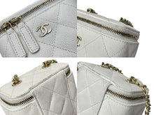 Load image into Gallery viewer, CHANEL シャネル マトラッセ スモールバニティ チェーンショルダーバッグ AP1340 ココマーク ホワイト 32番台 美品 中古 4c069748
