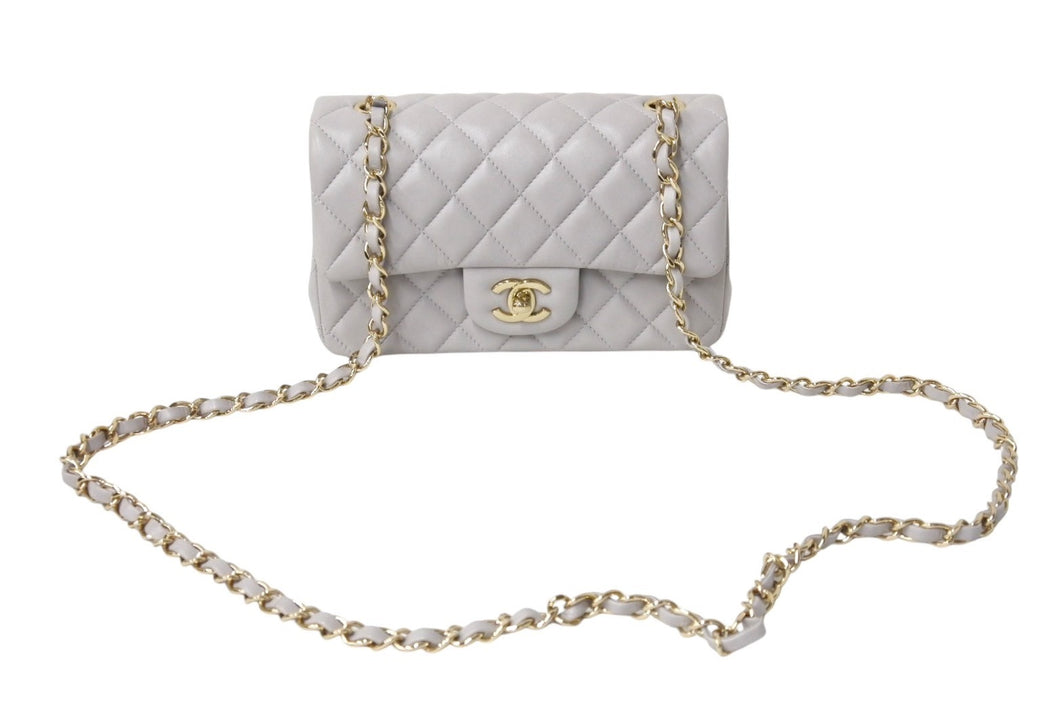 極美品 CHANEL シャネル ミニマトラッセ 20 Sフラップ Sショルダーバッグ ランダム番台 ラムスキン グレー ゴールド金具 中古 4c069749