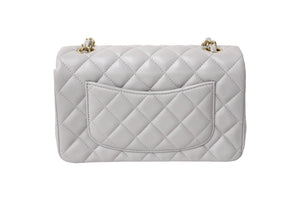 極美品 CHANEL シャネル ミニマトラッセ 20 Sフラップ Sショルダーバッグ ランダム番台 ラムスキン グレー ゴールド金具 中古 4c069749