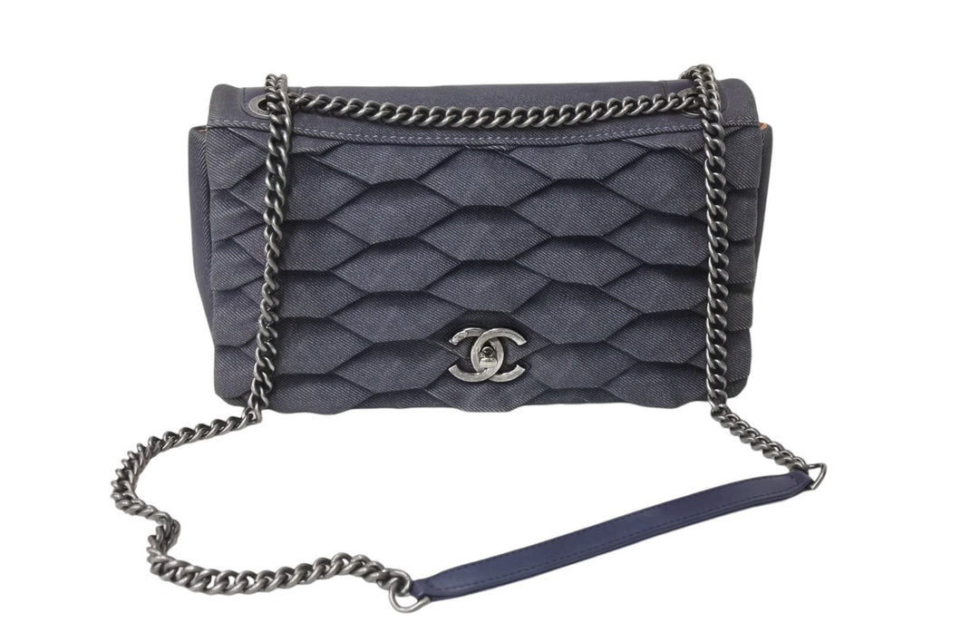極美品 CHANEL シャネル Wチェーンショルダーバッグ 22番台 デニムプリーツ ココマーク タートル インディゴ レザー 中古 4c069769