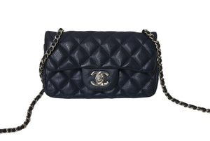 極美品 CHANEL シャネル ショルダーバッグ 17cm ミニマトラッセショルダーチェーン ネイビー キャビアスキン 15番台 中古 4c069773