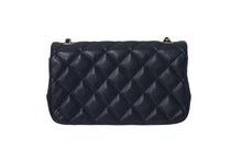 Load image into Gallery viewer, 極美品 CHANEL シャネル ショルダーバッグ 17cm ミニマトラッセショルダーチェーン ネイビー キャビアスキン 15番台 中古 4c069773