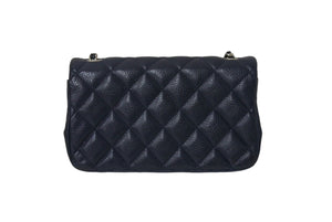 極美品 CHANEL シャネル ショルダーバッグ 17cm ミニマトラッセショルダーチェーン ネイビー キャビアスキン 15番台 中古 4c069773