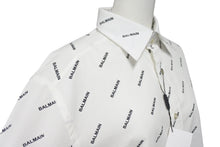 Load image into Gallery viewer, 新品未使用 BALMAIN バルマン 長袖シャツ 95-104 BA 9912-I01 総柄ロゴ プリント サイズS ホワイト コットン 中古 4c069792