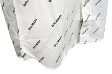 Load image into Gallery viewer, 新品未使用 BALMAIN バルマン 長袖シャツ 95-104 BA 9912-I01 総柄ロゴ プリント サイズS ホワイト コットン 中古 4c069792