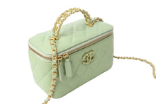 Load image into Gallery viewer, 新品同様 CHANEL シャネル チェーンショルダーバッグ 2WAYバニティバッグ ココマーク ランダム番台 グリーン系 ラムスキン 中古 4c069796