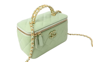 新品同様 CHANEL シャネル チェーンショルダーバッグ 2WAYバニティバッグ ココマーク ランダム番台 グリーン系 ラムスキン 中古 4c069796
