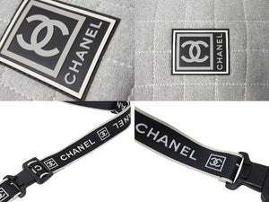 極美品 CHANEL シャネル スポーツライン メッセンジャーバッグ 10番台 グレー ショルダー ココマーク コットン シルバー金具 中古 4c069797