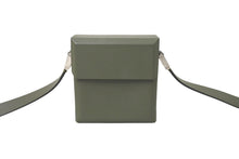 Load image into Gallery viewer, LOUIS VUITTON ルイヴィトン マーティーポシェット ショルダーバッグ ダミエグラセ M92160 グレー SN0061 シルバー金具 美品 中古 4c069812