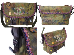 極美品 CHANEL シャネル エンブロイダリー メッセンジャーバッグ 20番台 グラフィティ カーキ ココマーク A92790 中古 4c069834