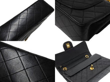 Load image into Gallery viewer, CHANEL シャネル チェーンショルダーバッグ Wフラップ マトラッセ23 ラムスキン 3番台 ブラック ゴールド 美品 中古 4c069887