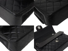 Load image into Gallery viewer, CHANEL シャネル マトラッセ25 Wチェーンショルダーバッグ Wフラップ ココマーク 8番台 ラムスキン ブラック シルバー金具 美品 中古 4c069915