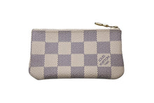 Load image into Gallery viewer, LOUIS VUITTON ルイヴィトン ダミエ アズール ポシェット クレ N62659 コインケース ホワイト 小物 中古 美品 4c069930