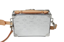 Load image into Gallery viewer, LOUIS VUITTON ルイヴィトン モノグラム ミラー ハンドル ソフトトランク M45885 ショルダーバッグ シルバー 美品 中古 4c070046