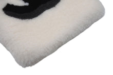 Load image into Gallery viewer, CHANEL シャネル ムートンマフラー ブランドロゴ イタリア製 ムートン カシミア ホワイト ブラック グレー 美品 中古 4c070055