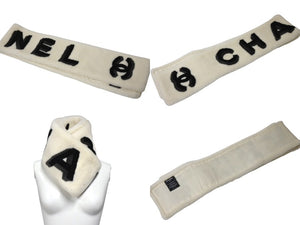 CHANEL シャネル ムートンマフラー ブランドロゴ イタリア製 ムートン カシミア ホワイト ブラック グレー 美品 中古 4c070055