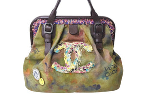 極美品 CHANEL シャネル エンブロイダリー ハンドバッグ A92791 20番台 ココマーク グラフィティ がま口 カーキ 中古 4c070107