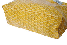 Load image into Gallery viewer, 新品未使用 GOYARD ゴヤール サンルイPM トートバッグ AMALOUISPM08 PVC レザー イエロー ヘリンボーン 中古 4c070133