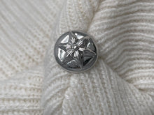 Load image into Gallery viewer, 新品未使用 CHROME HEARTS クロムハーツ ビーニー ニットキャップ BIG DADDY ビッグ ダディ カシミア ホワイト ワンサイズ 中古 4c070136