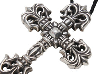 Load image into Gallery viewer, CHROME HEARTS クロムハーツ ラージフィリグリークロス Wレザーブレイド ネックレス 重量約183.1g 全長約89cm シルバー925 美品 中古 4c070167