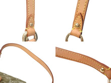 Load image into Gallery viewer, LOUIS VUITTON ルイヴィトン ミニ プリーティ ワンショルダーバッグ M95217 モノグラム デニム カーキ 美品 中古 4c070171