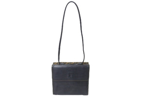 FENDI フェンディ ズッカショルダーバッグ イタリア製キャンバス エピレザー ベージュ ブラック ゴールド金具 美品 中古 4c070212 