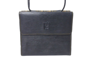 FENDI フェンディ ズッカショルダーバッグ イタリア製キャンバス エピレザー ベージュ ブラック ゴールド金具 美品 中古 4c070212 