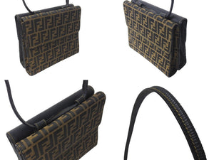 FENDI フェンディ ズッカショルダーバッグ イタリア製キャンバス エピレザー ベージュ ブラック ゴールド金具 美品 中古 4c070212 