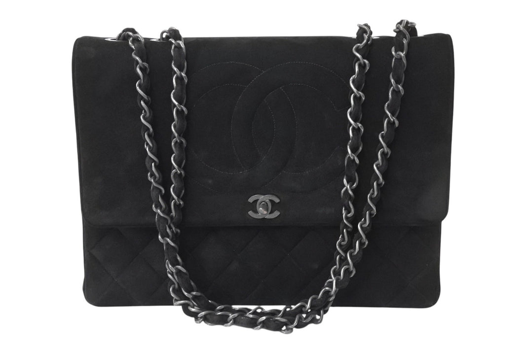 CHANEL シャネル チェーンショルダーバッグ 2番台 デカココ ココマーク キルティング スウェード 刺繍 美品 中古 4c070221