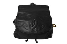 Load image into Gallery viewer, CHANEL シャネル デカココマーク リュック 巾着ショルダーバッグ 3番台 イタリア製 ラムスキン ブラック ゴールド金具 美品 中古 4c070222