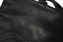 Load image into Gallery viewer, CHANEL シャネル デカココマーク リュック 巾着ショルダーバッグ 3番台 イタリア製 ラムスキン ブラック ゴールド金具 美品 中古 4c070222