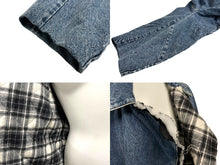 Load image into Gallery viewer, BALENCIAGA バレンシアガ デニムロングコート 556727 サイズ34 18AW 切りっぱなし ラグラン インディゴ コットン 美品 中古 4c070290