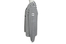 Load image into Gallery viewer, CHANEL シャネル 長袖Ｔシャツ C07811W04206 サイズM 2008年 クリスマス限定 ココマーク ボーダー ホワイト 美品 中古 4c070293