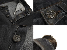 Load image into Gallery viewer, CHROME HEARTS クロムハーツ LEVI&#39;S リーバイス クロスパッチ ウォッシュドデニムパンツ ブラック系 サイズ26 美品 中古 4c070348