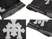 Load image into Gallery viewer, CHROME HEARTS クロムハーツ LEVI&#39;S リーバイス クロスパッチ ウォッシュドデニムパンツ ブラック系 サイズ26 美品 中古 4c070348